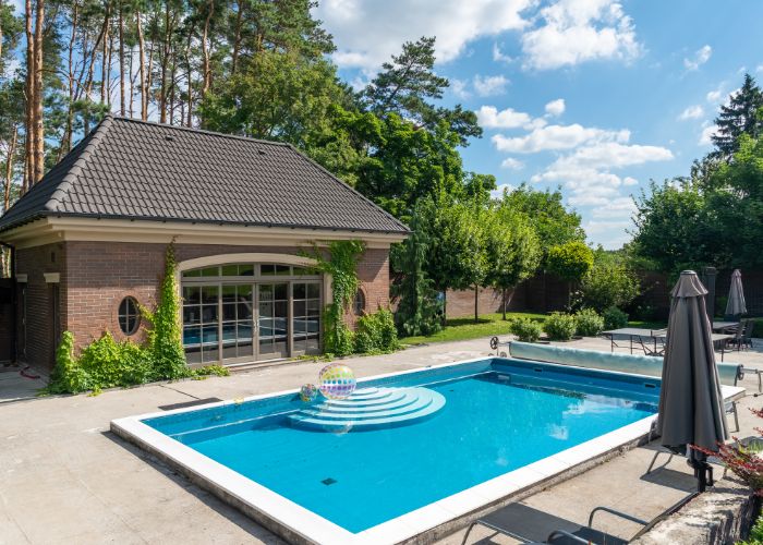 Lesoka Pools Swimming Pool Professionals